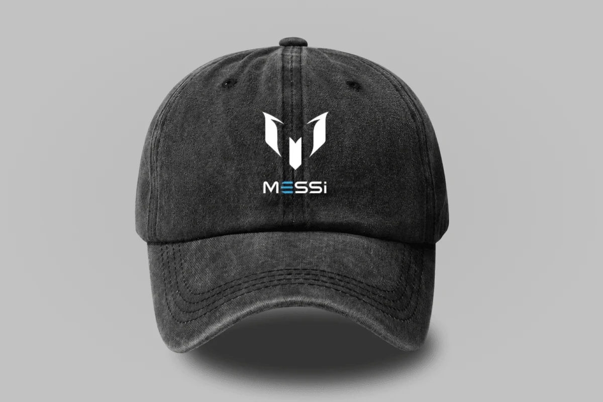 Messi's signature CASQUETTE